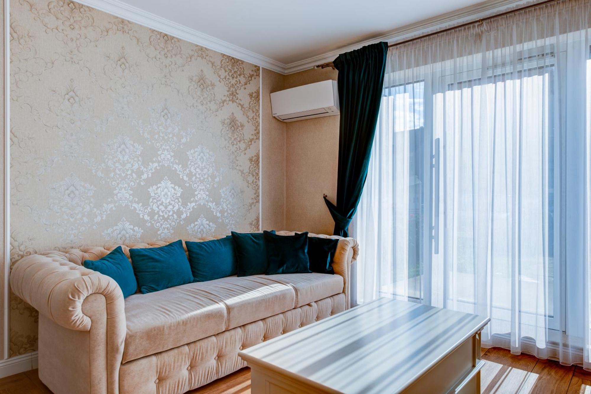Montana Popa Aparthotel Blaj Bagian luar foto